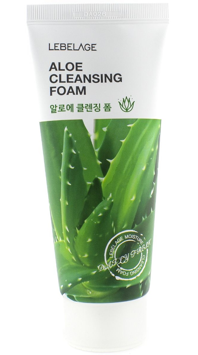 Пенка алоэ отзывы. Lebelage Aloe Cleansing Foam 100ml. Пенка для умывания Lebelage алоэ. Lebelage пенка для умывания с экстрактом алоэ.